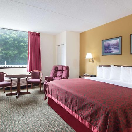 Days Inn By Wyndham Chambersburg Exteriér fotografie