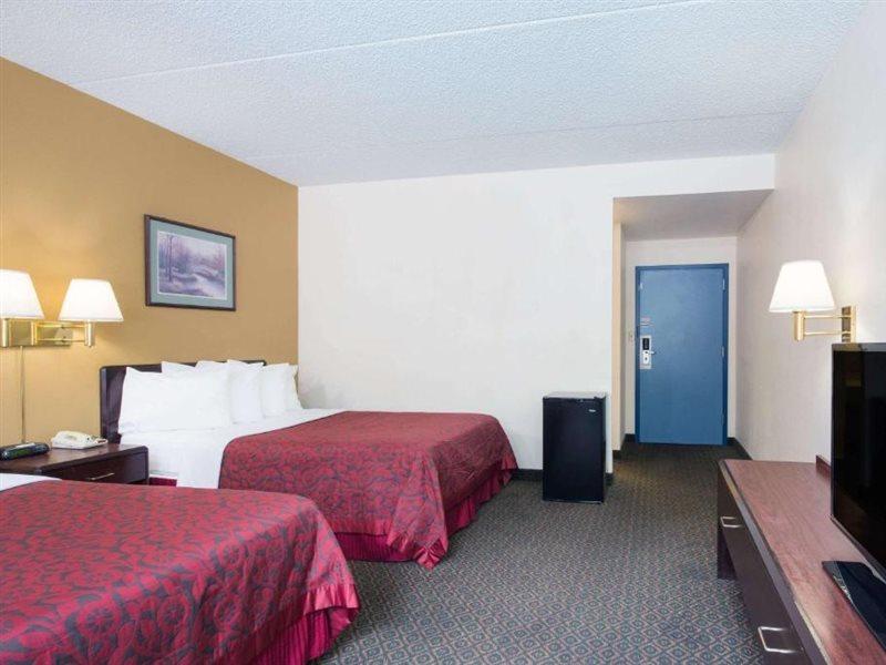 Days Inn By Wyndham Chambersburg Exteriér fotografie