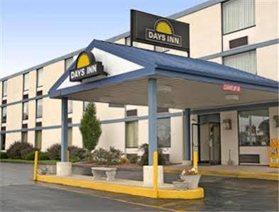 Days Inn By Wyndham Chambersburg Exteriér fotografie
