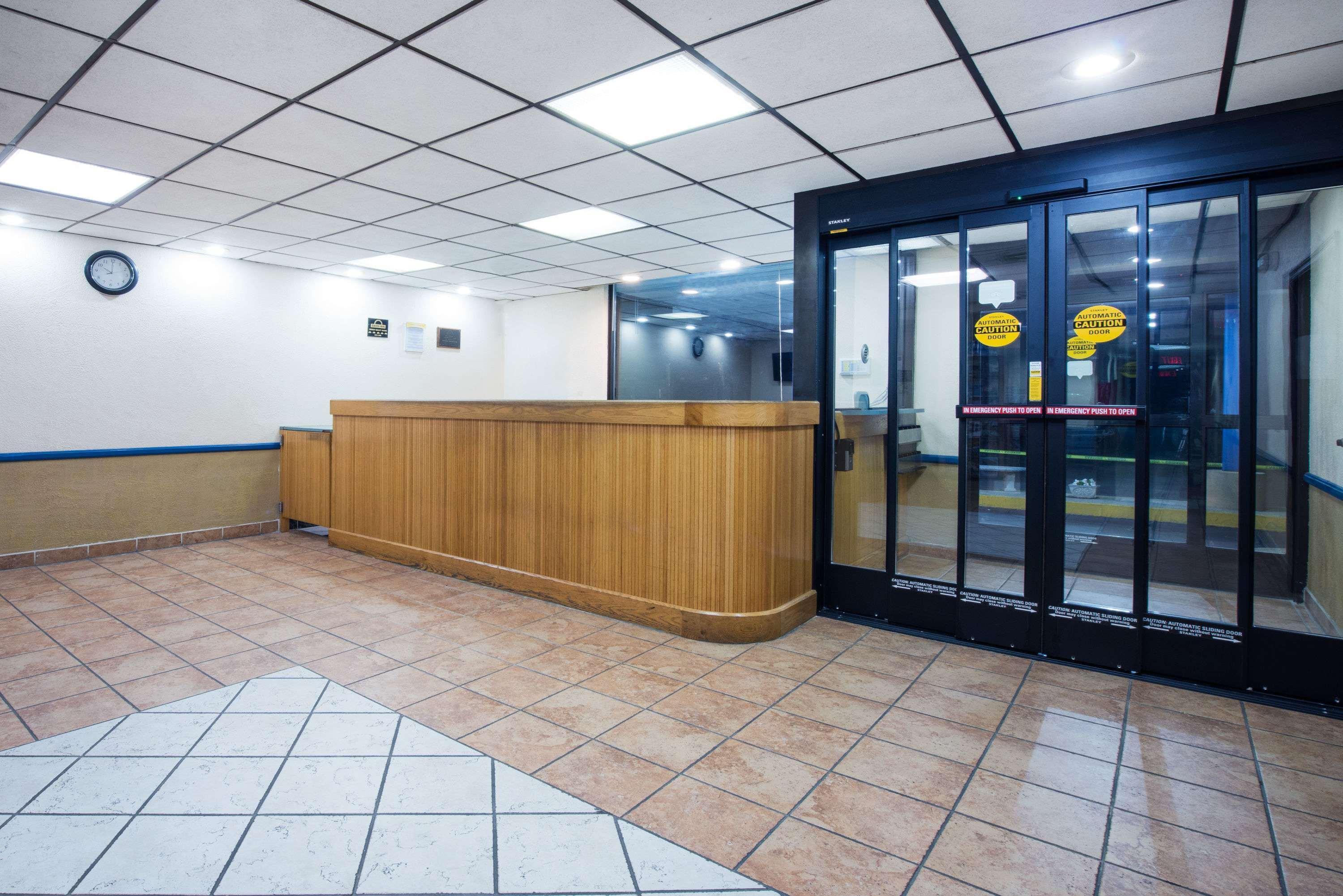 Days Inn By Wyndham Chambersburg Exteriér fotografie