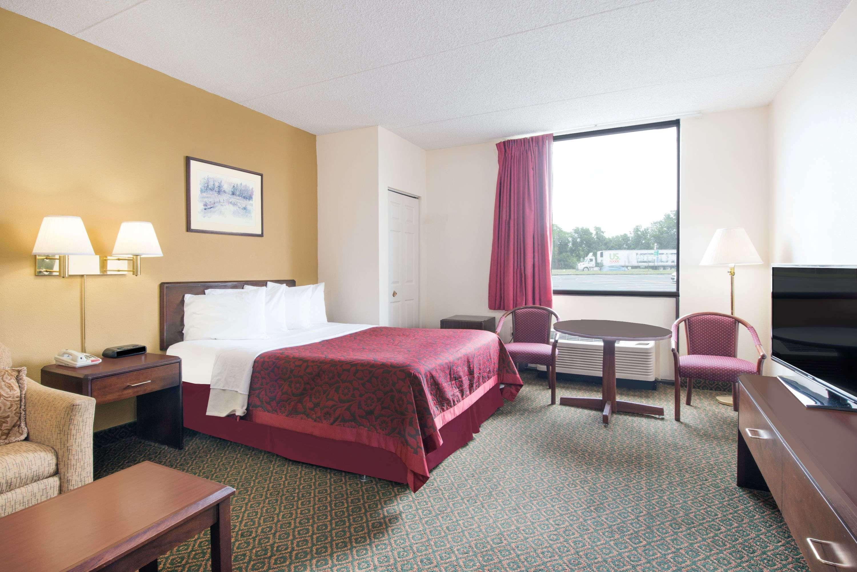 Days Inn By Wyndham Chambersburg Exteriér fotografie